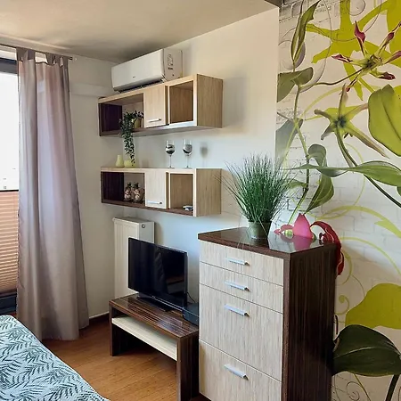 Modern & Cozy In The Centre Of Close To The Station